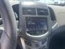 2016 SILVER /BLACK Chevrolet Sonic LT HATCHBACK 5-Door (1G1JC6SG6G4) with an 1.8L L4 DOHC 24V engine, 6A transmission, located at 2425 Franklin Ave., Waco, TX, 76701, (254) 753-6661, 31.540359, -97.148682 - NICE GAS SAVER HATCHBACK FOR STUDENT OR FAMILY. WE CAN SUGGEST A LOCAL LENDER FOR POSSIBLE FINANCING. - Photo#6