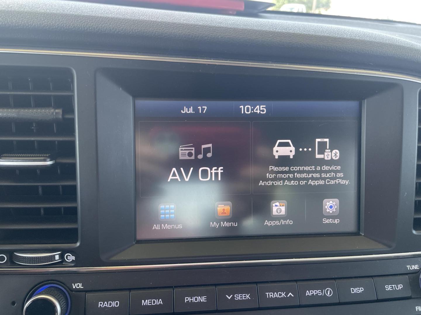 2018 CREAM /CREAM Hyundai Elantra Limited (5NPD84LF1JH) with an 1.8L L4 DOHC 16V engine, 6A transmission, located at 2425 Franklin Ave., Waco, TX, 76701, (254) 753-6661, 31.540359, -97.148682 - Driven in from out of town, runs good, cold ac, back up camera. CASH or OUTSIDE FINANCING ONLY, we can suggest a lender, selling below book valuebook value, $8700 TOTAL CASH Out the Door. Come see this TODAY. Call for appointment in case we are looking for inventory. - Photo#8