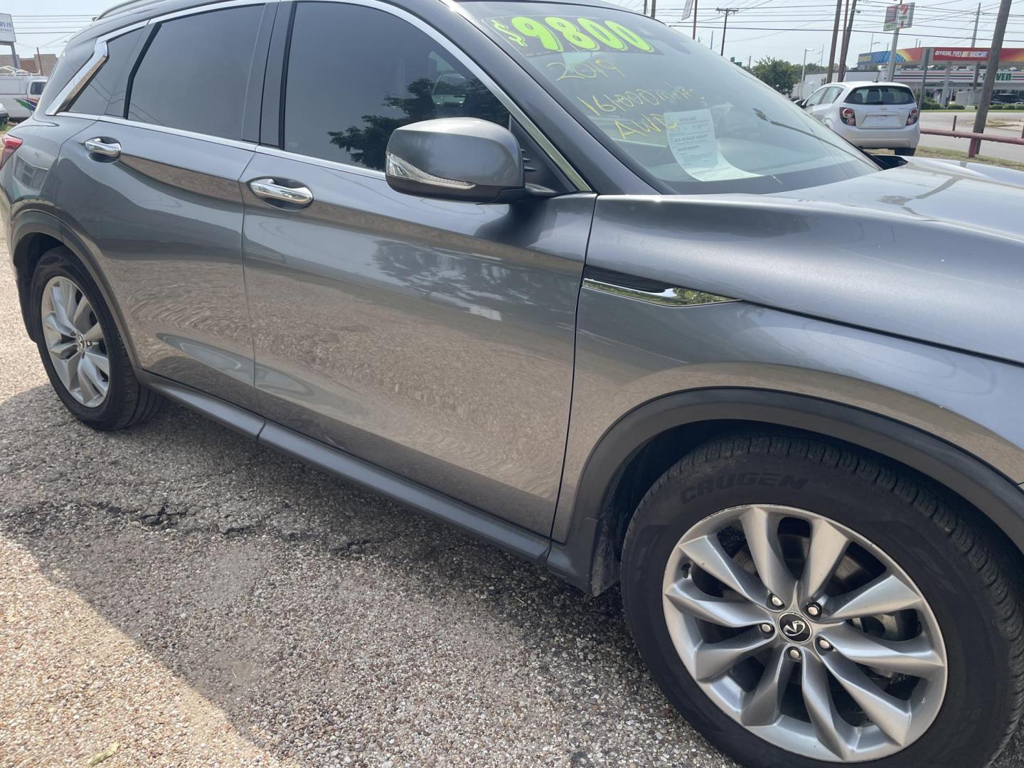 2019 GREY /BLACK LEATHER Infiniti QX50 PURE (3PCAJ5M15KF) with an 2.0L L4 DOHC 16V engine, CVT transmission, located at 2425 Franklin Ave., Waco, TX, 76701, (254) 753-6661, 31.540359, -97.148682 - Photo#1