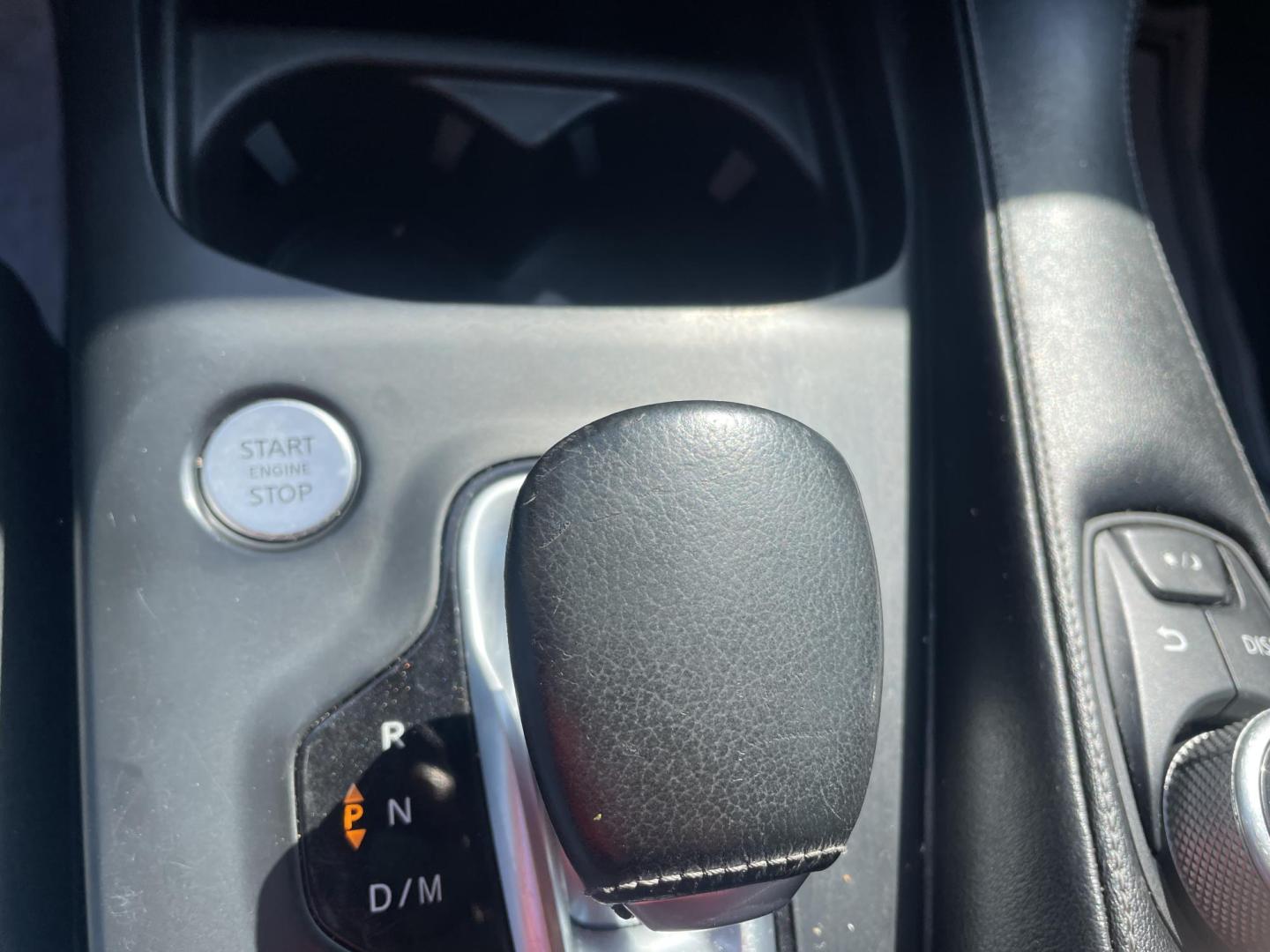 2019 GREY /BLACK LEATHER Infiniti QX50 PURE (3PCAJ5M15KF) with an 2.0L L4 DOHC 16V engine, CVT transmission, located at 2425 Franklin Ave., Waco, TX, 76701, (254) 753-6661, 31.540359, -97.148682 - Photo#7