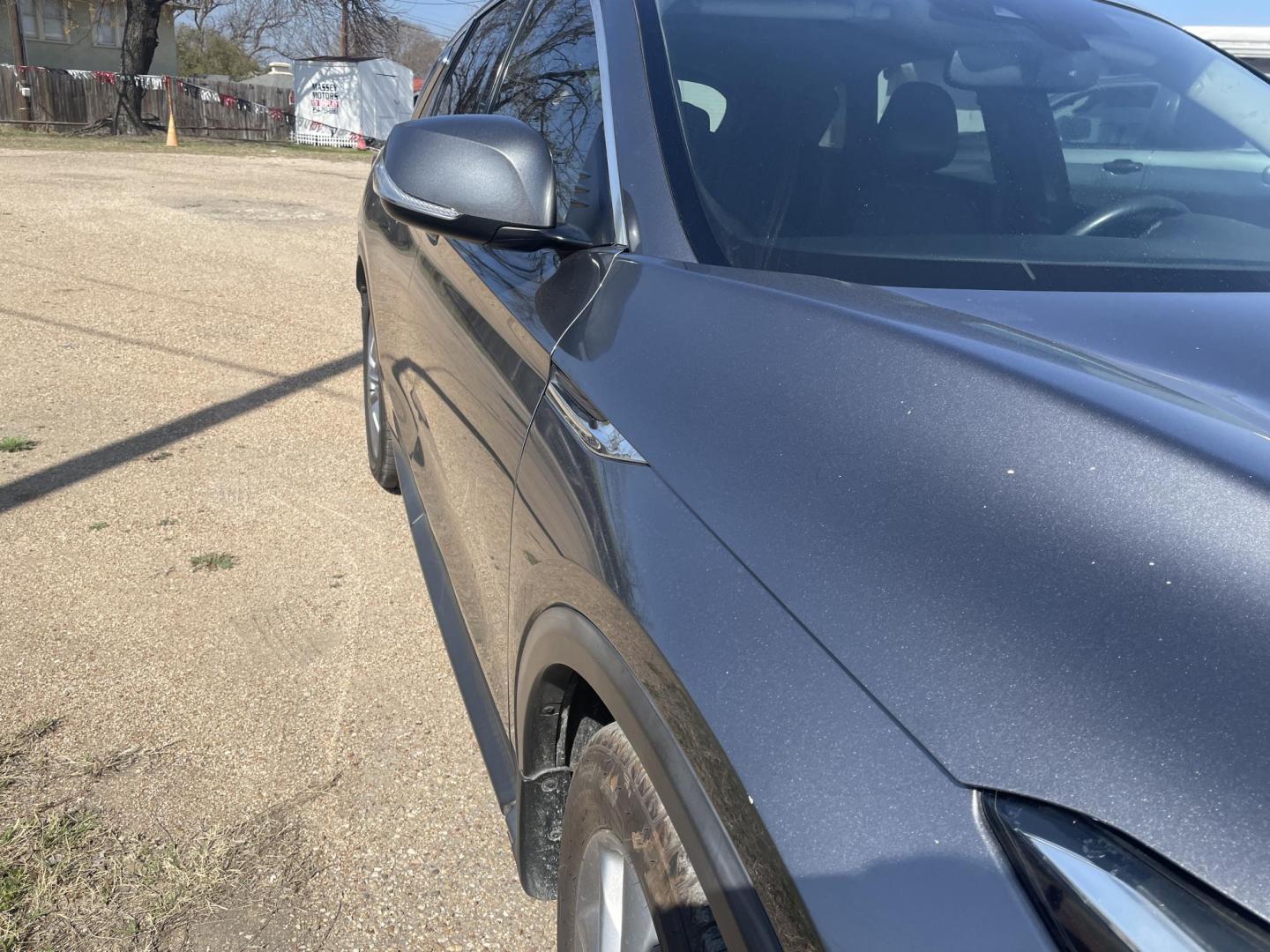 2019 GREY /BLACK LEATHER Infiniti QX50 PURE (3PCAJ5M15KF) with an 2.0L L4 DOHC 16V engine, CVT transmission, located at 2425 Franklin Ave., Waco, TX, 76701, (254) 753-6661, 31.540359, -97.148682 - Photo#9