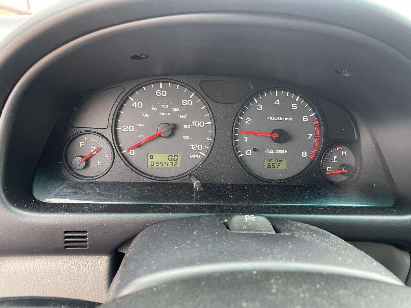 2002 Silver /Grey Subaru Forester L (JF1SF63592H) with an 2.5L H4 SOHC 16V engine, 4-Speed Automatic Overdrive transmission, located at 2425 Franklin Ave., Waco, TX, 76701, (254) 753-6661, 31.540359, -97.148682 - VERY NICE low mileage Forester with new tires. Highway ready. $4186.99 plus $513.01 TTL = $4700 out the door TOTAL. - Photo#6