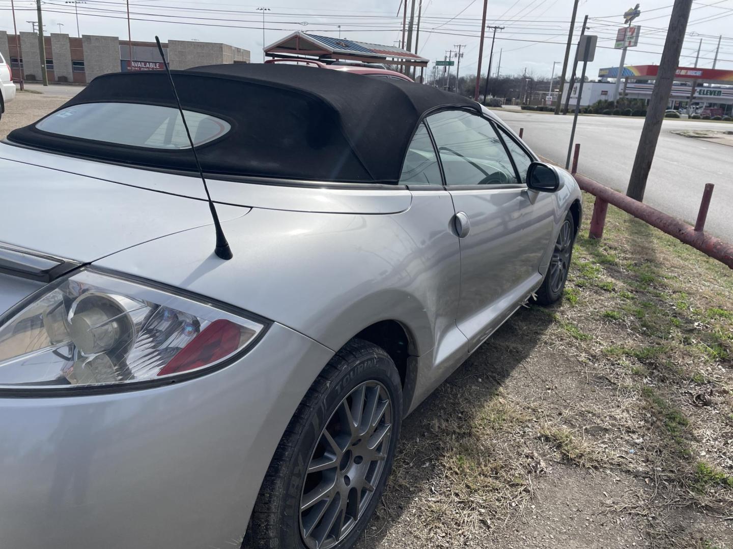 2007 Silver /TAN LEATHER Mitsubishi Eclipse GS Spyder (4A3AL25F37E) with an 2.4L L4 SOHC 16V engine, Automatic transmission, located at 2425 Franklin Ave., Waco, TX, 76701, (254) 753-6661, 31.540359, -97.148682 - GS SPYDER CONVERTIBLE. 90,600 miles, new tires, 2.4 GS Spyder. Very Sporty. - Photo#3