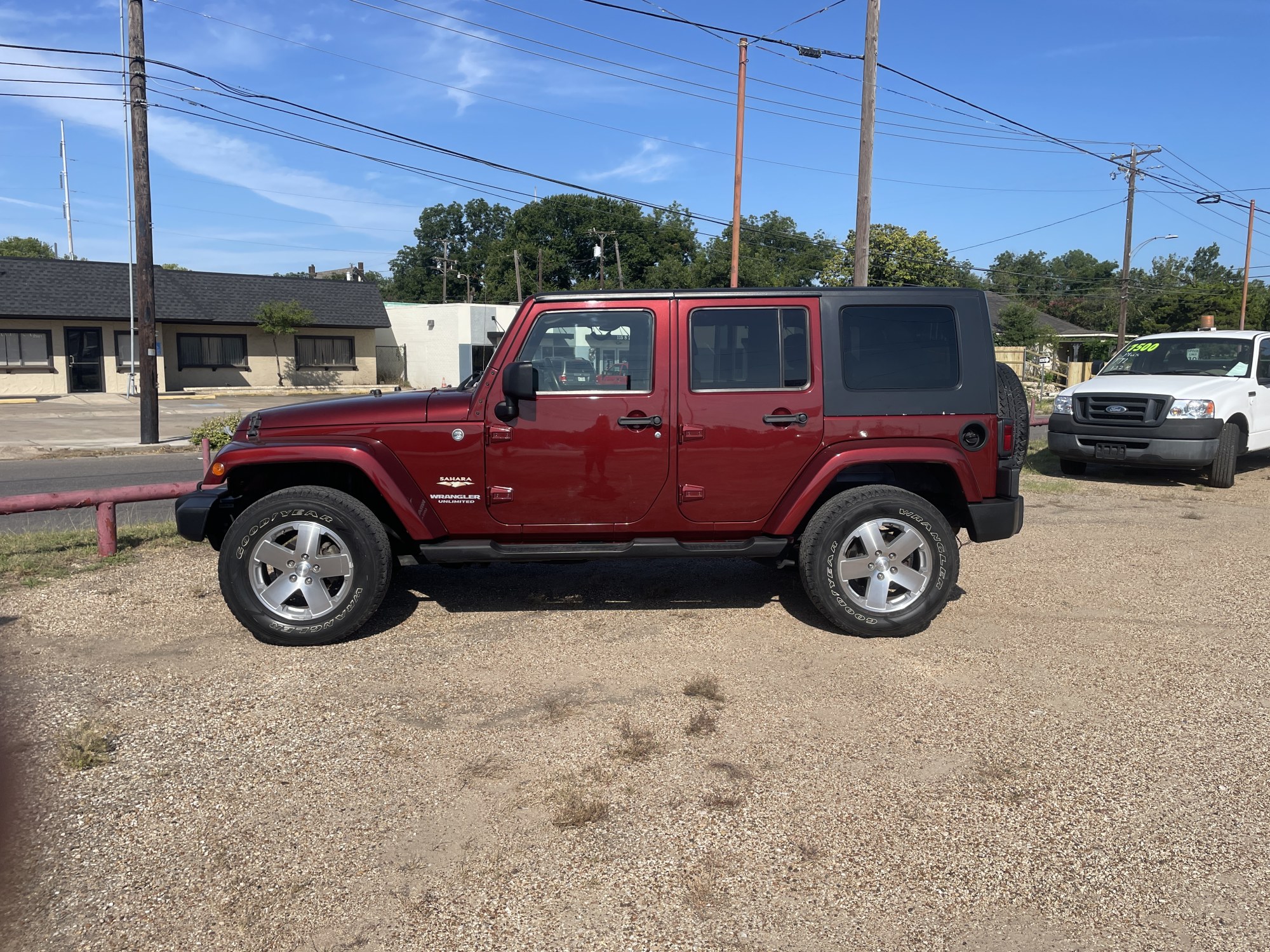 photo of 2008 Jeep Wrangler Unlimited Sahara 4WD