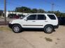 2003 WHITE /GREY Honda CR-V EX 4WD 4-spd AT (SHSRD78873U) with an 2.4L L4 DOHC 16V engine, 4A OD transmission, located at 2425 Franklin Ave., Waco, TX, 76701, (254) 753-6661, 31.540359, -97.148682 - ALL WHEEL DRIVE HONDA CRV WITH 129,418 MILES. Nice SUV with a lot of life left in it. Clean interior, cold A/C, Sunroof, 2.4L. New serpentine belt and radiator - this one is ready for you. Call 254-753-6661 for test drive appt. Cash or outside financing - we can suggest a local lender. $40- Photo#0