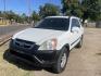 2003 WHITE /GREY Honda CR-V EX 4WD 4-spd AT (SHSRD78873U) with an 2.4L L4 DOHC 16V engine, 4A OD transmission, located at 2425 Franklin Ave., Waco, TX, 76701, (254) 753-6661, 31.540359, -97.148682 - ALL WHEEL DRIVE HONDA CRV WITH 129,418 MILES. Nice SUV with a lot of life left in it. Clean interior, cold A/C, Sunroof, 2.4L. New serpentine belt and radiator - this one is ready for you. Call 254-753-6661 for test drive appt. Cash or outside financing - we can suggest a local lender. $40- Photo#1